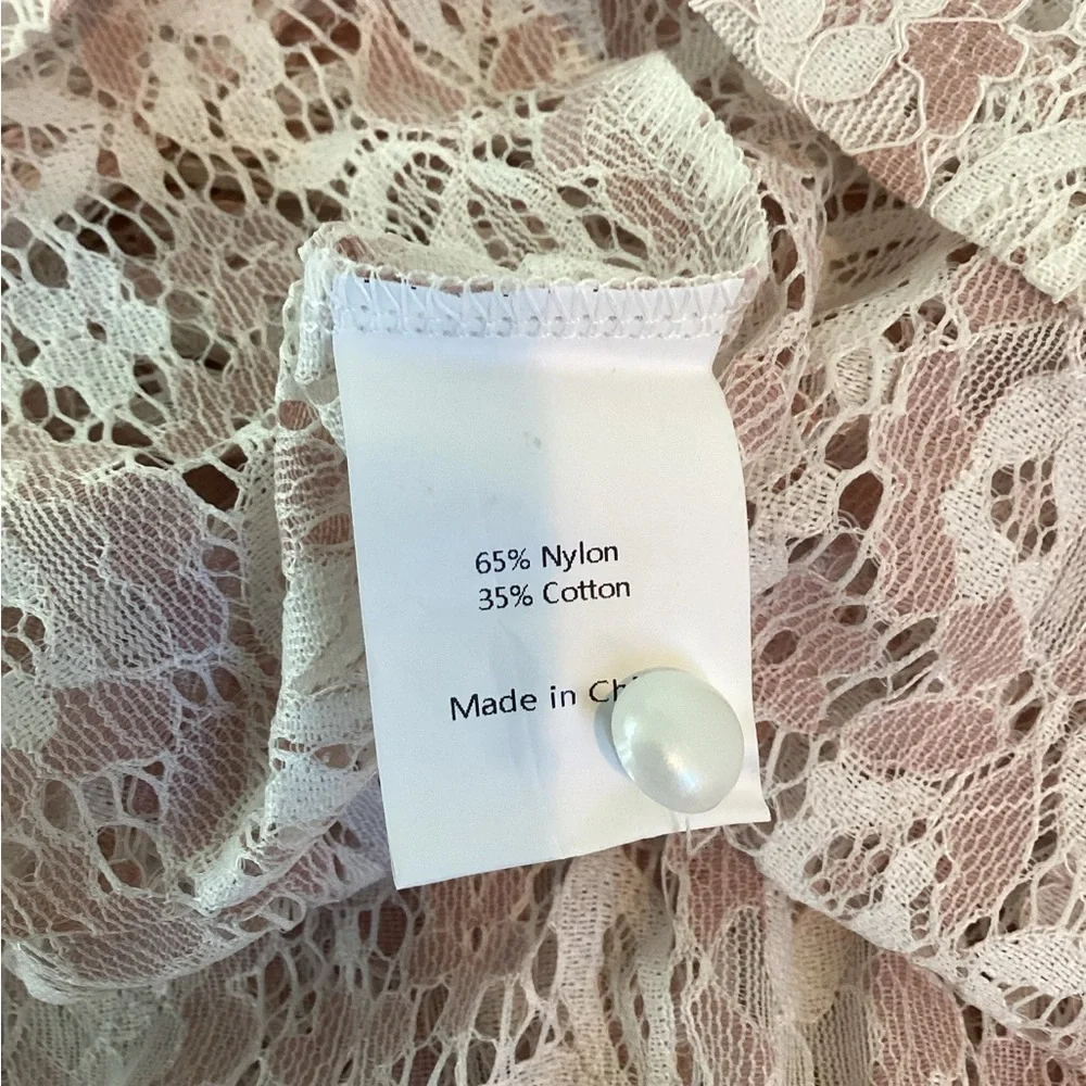 Nwt Allegra K Shirt size medium‎
